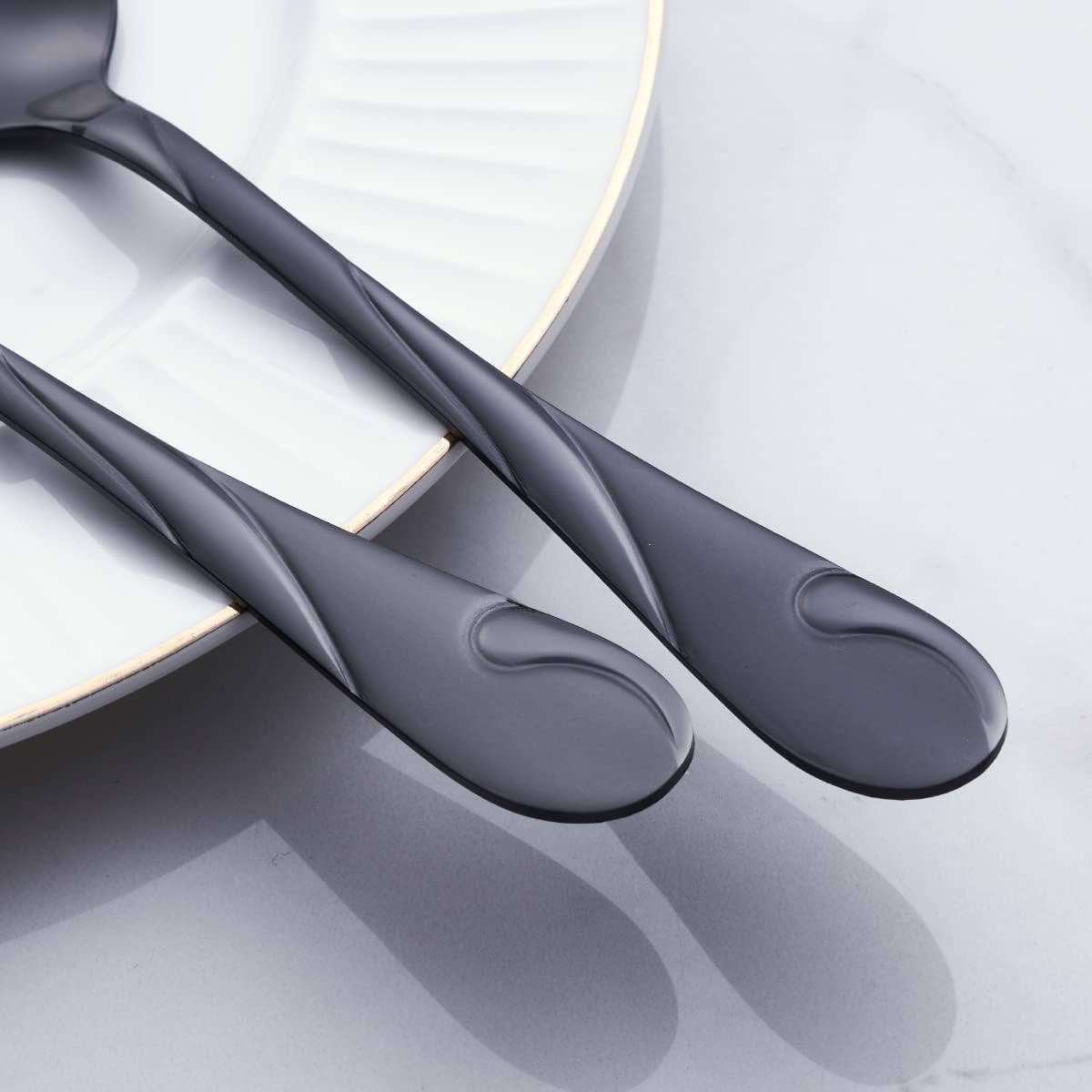 Set Posate Eleganti 30 Pezzi in Acciaio Inox - Nero o Arcobaleno